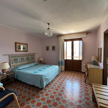 Hotel L'Oasi Cala Gonone Buitenkant foto